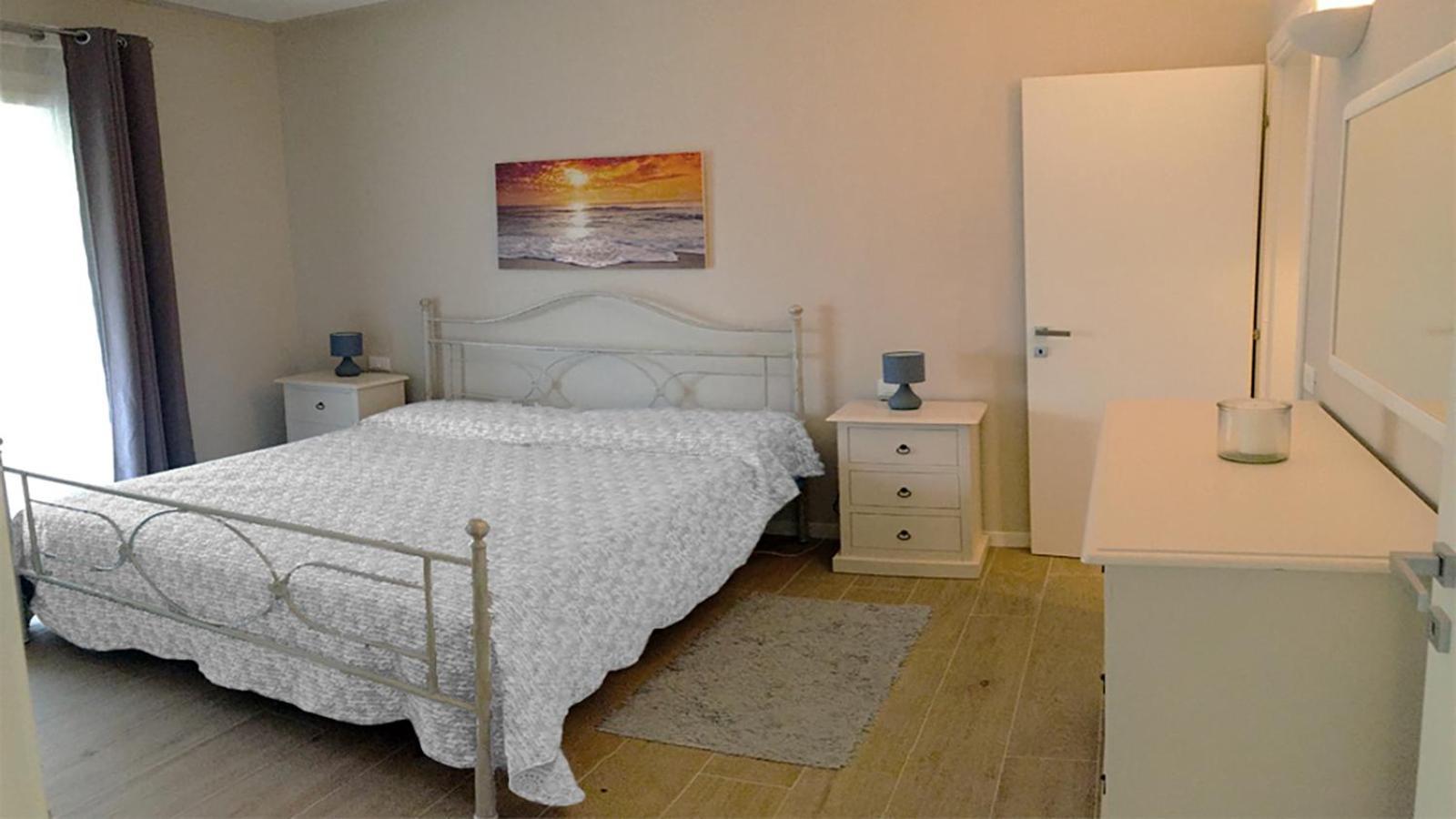 Residence Elegance Ville Ed Appartamenti A Porto Pino Εξωτερικό φωτογραφία