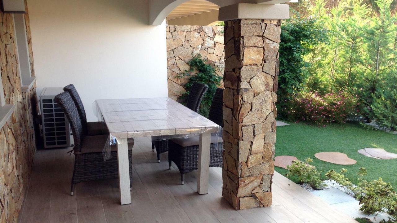 Residence Elegance Ville Ed Appartamenti A Porto Pino Εξωτερικό φωτογραφία
