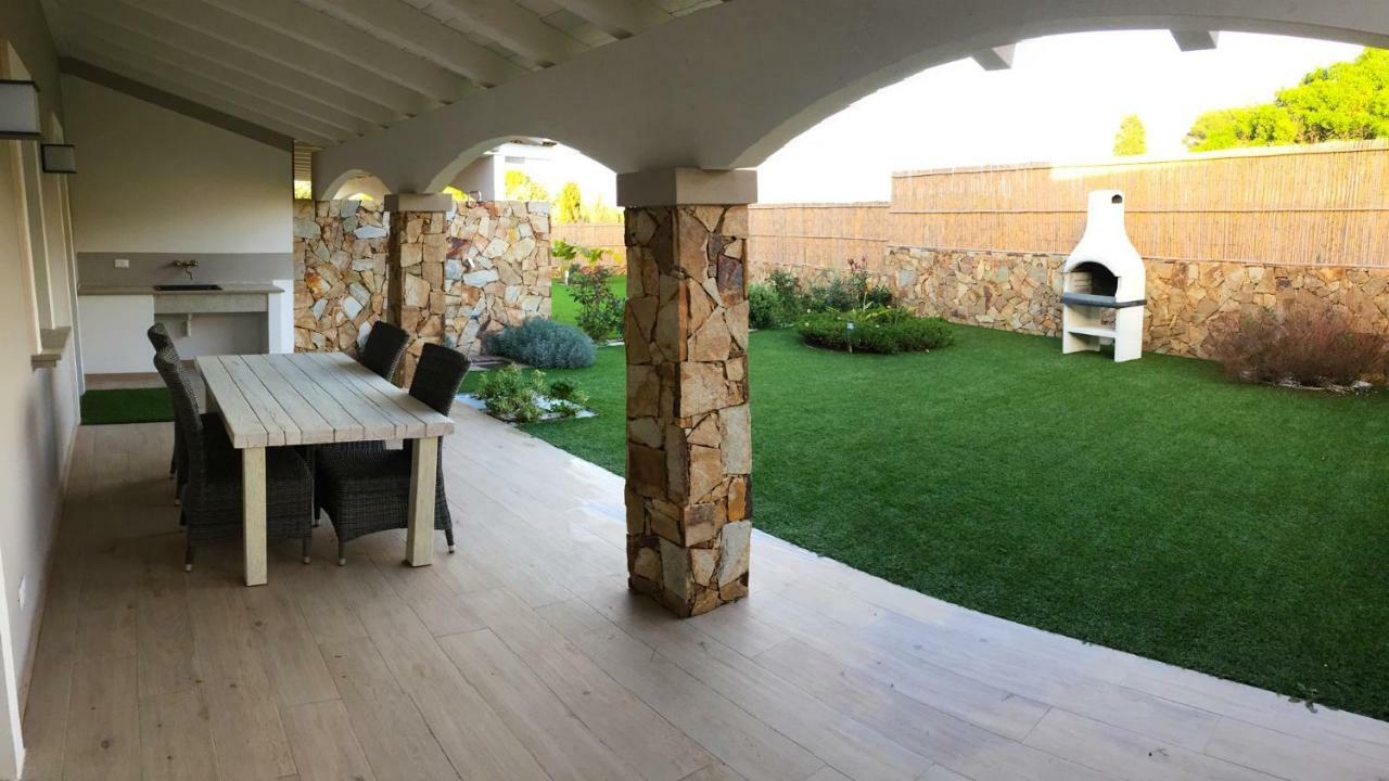Residence Elegance Ville Ed Appartamenti A Porto Pino Εξωτερικό φωτογραφία